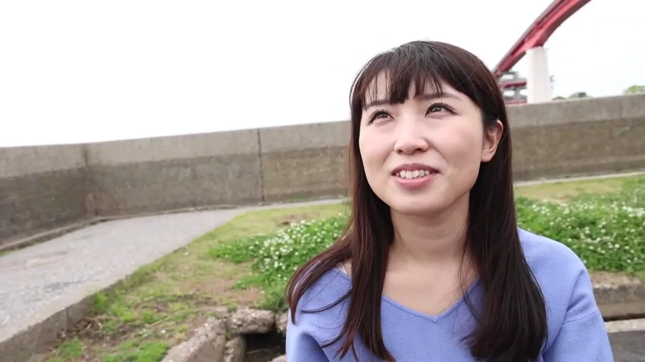Preview supplied for 336KNB-213　【夫の手マンが下手すぎて…】と応募してきた大人しそうな美乳妻！！こんなコト言ってるけど趣味は社内不倫。OL時代は会社のデスクでもマ●イのトイレでも男を食い散らかしてた性豪妻。