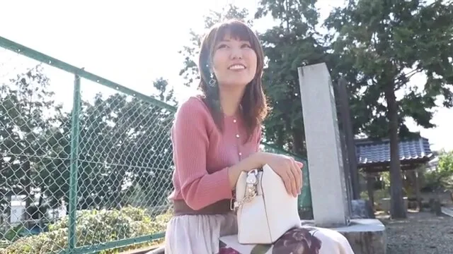 Preview supplied for 美人妻がパンティ越しのオマンコ愛撫とクンニで快楽にとろける