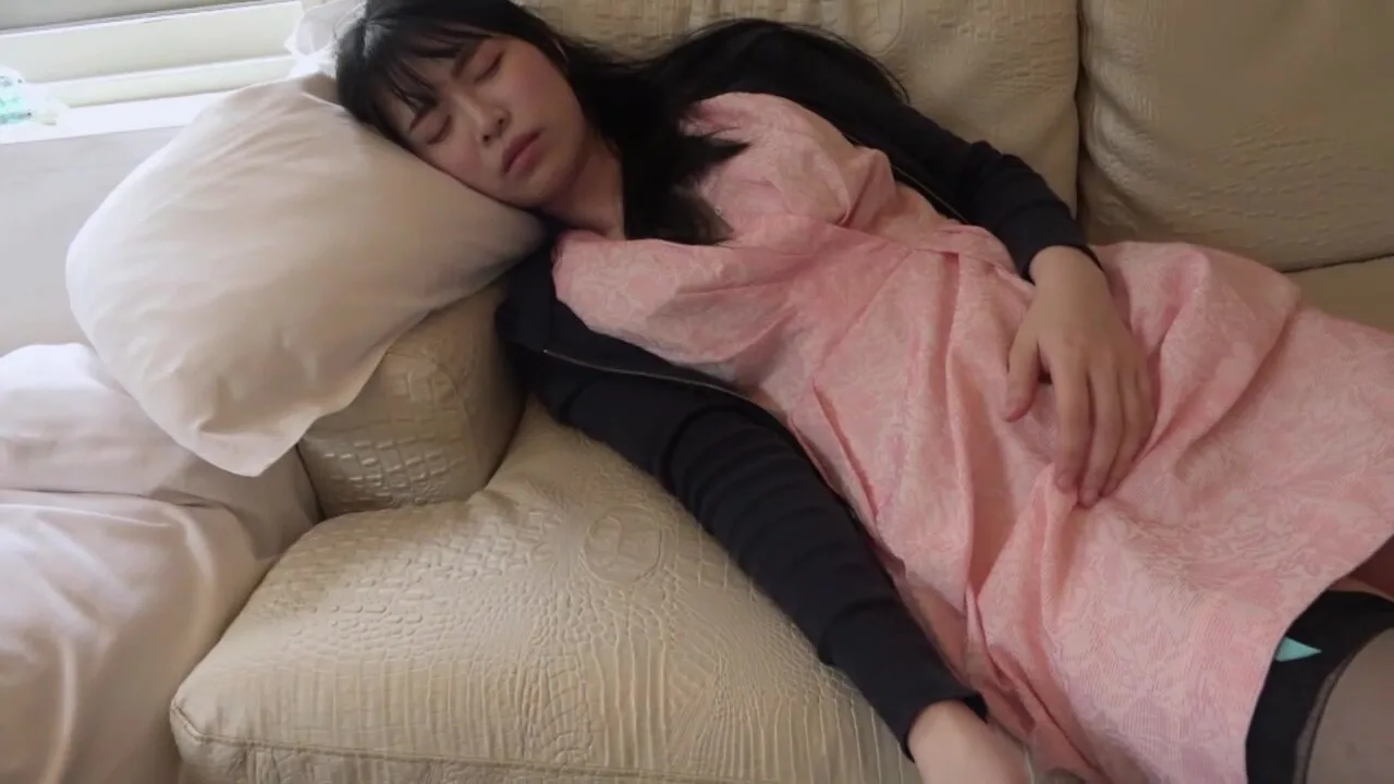 Preview supplied for 326hgp-026　敏感体質なのかマ○コからはトロトロ糸引く愛液