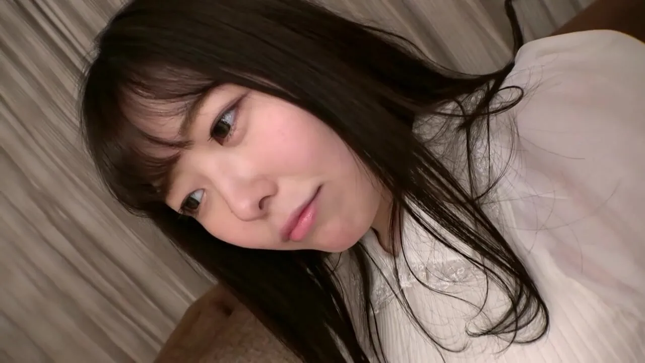 Preview supplied for siro-4568　綺麗なピンク色の乳首をぷっくりと勃起