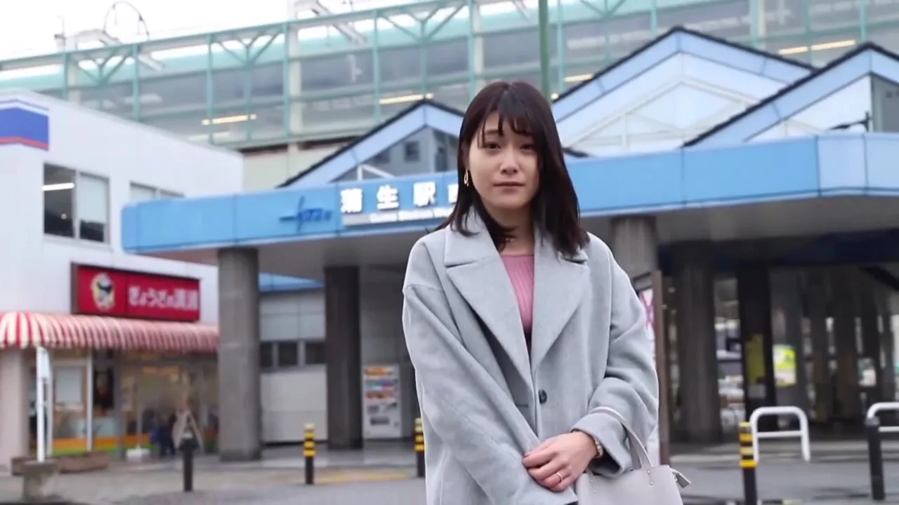 Preview supplied for 336knb-101　満面の笑みで精子をペロッと味わっていました。