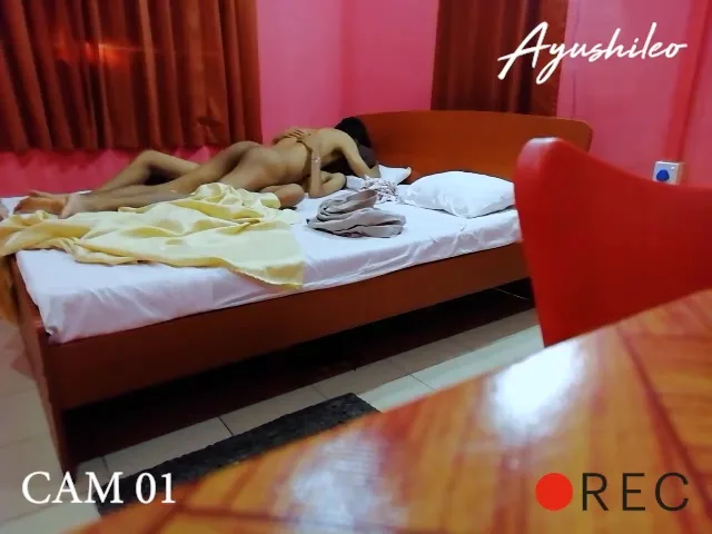 Preview supplied for School Couple Video In Hotel Room මෙහෙමත් හොටෙල් With Sri Lankan
