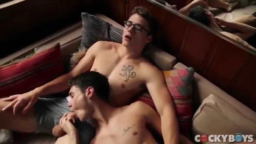Preview supplied for Red-hot Blake Mitchell Love The Ultra-cute Lad Leo Grand